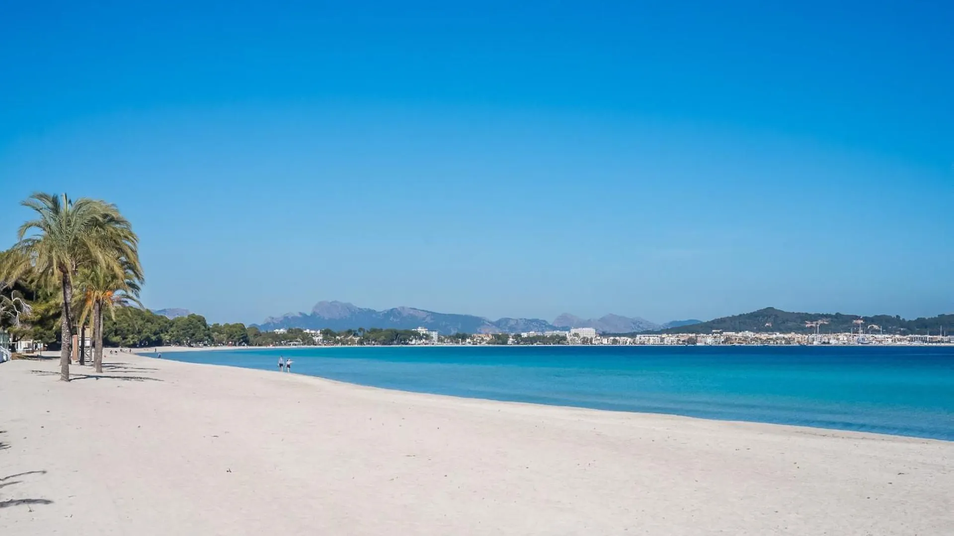 Apartment With Private Roof Terrace Port de Alcudia